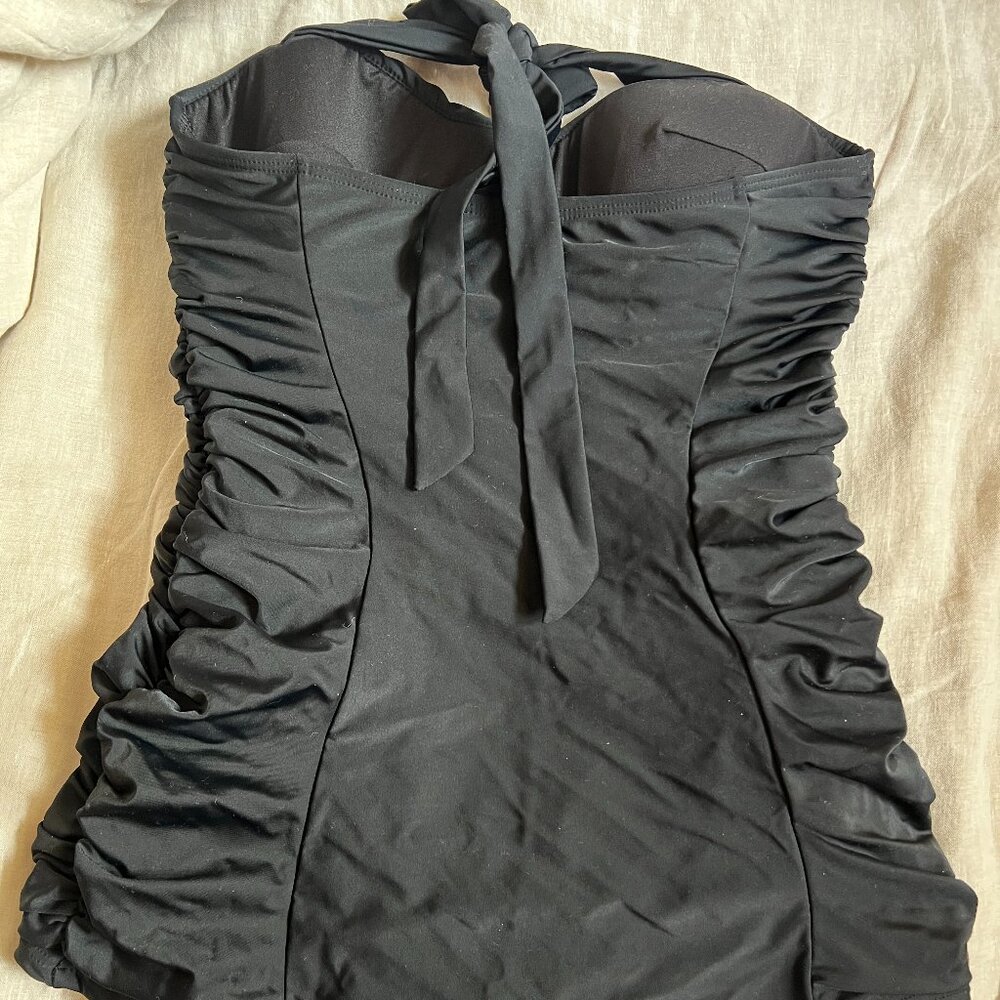 CLOSE OUT SALE: Unique Vintage Black bathing suit with rouching - Size La…